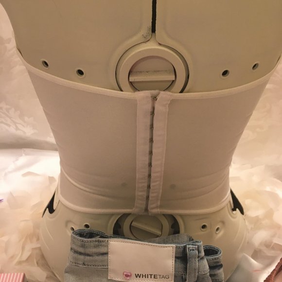 ADORABLE custom hello kitty cropped  corset with crystal accents!sold - Picture 6 of 13